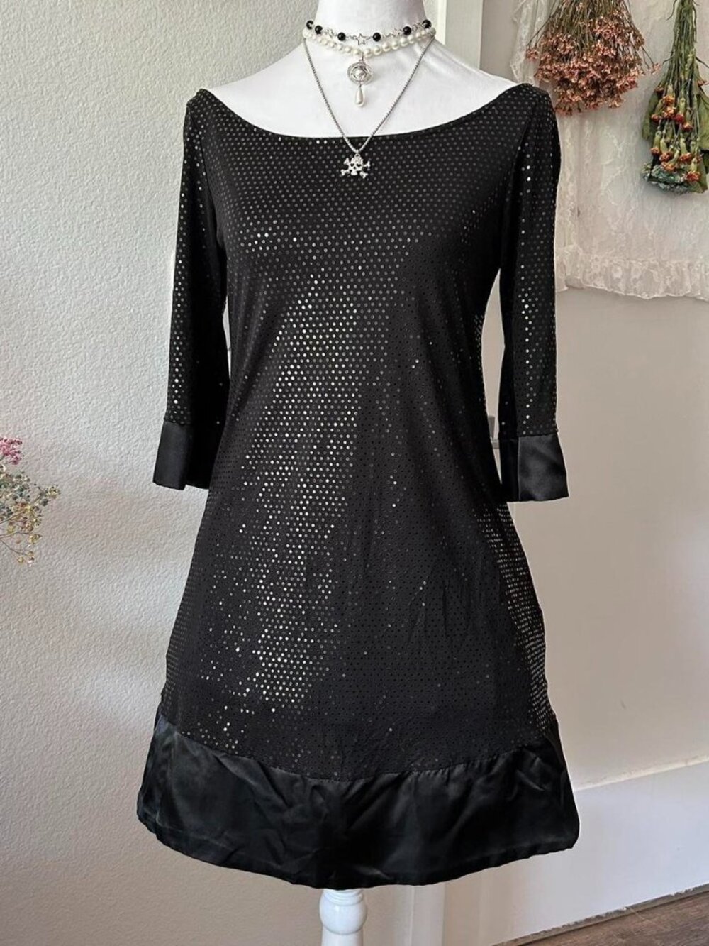Vintage Forever 21 Black Half Sleeve Sequin Dress